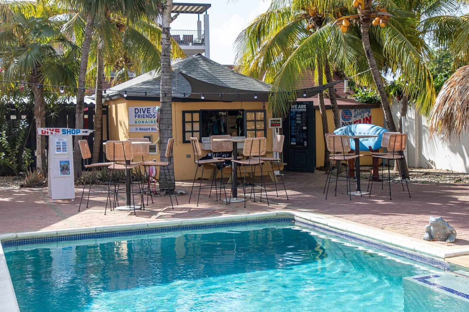 Zwembad bij duikschool bonaire